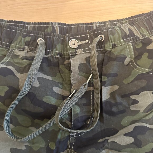 BYLT Pants - camo print - Picture 2 of 9